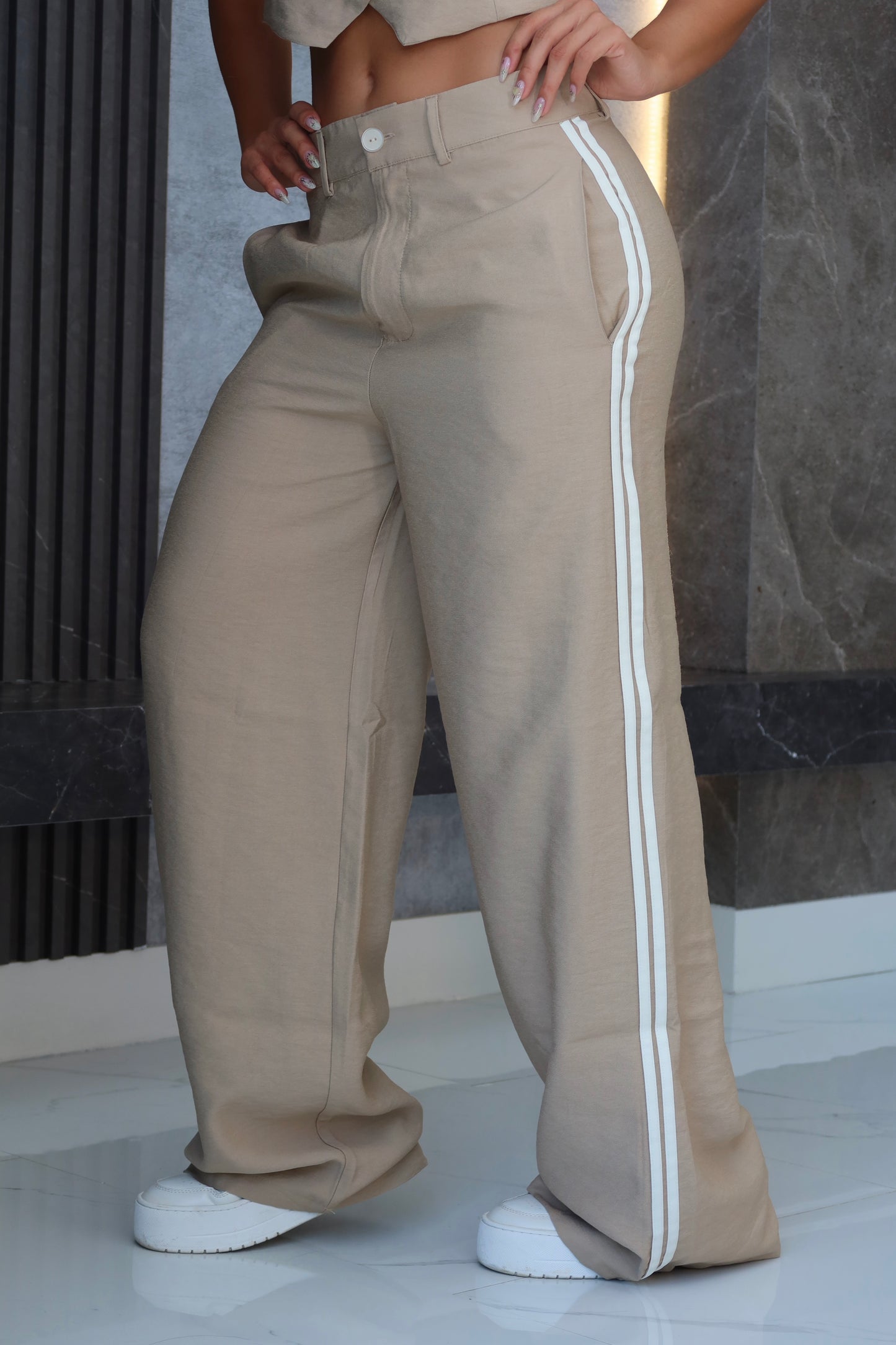 SET CHALECO Y PANTALÓN LÍNEA