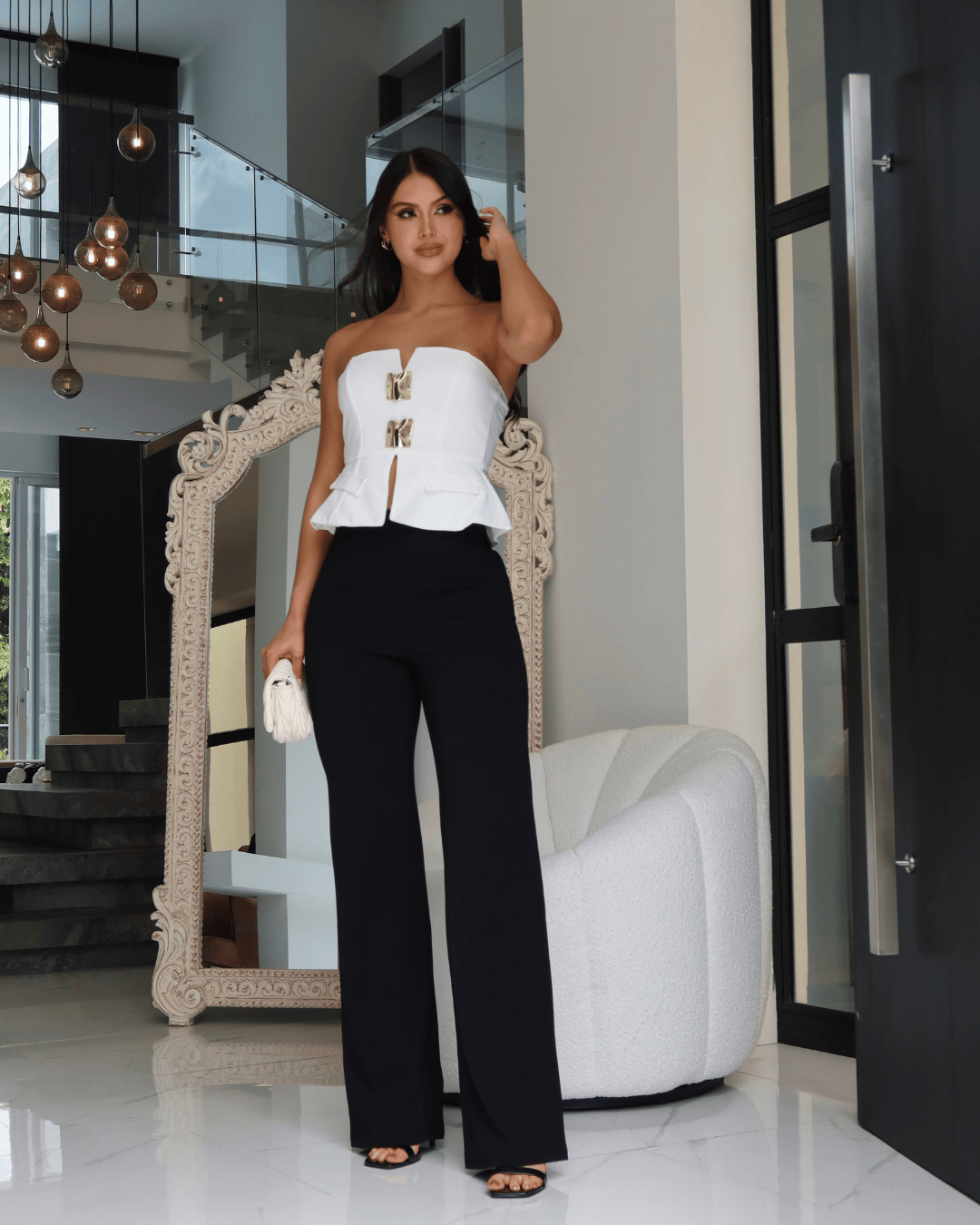 SET BLUSA BLANCA Y PANTALON