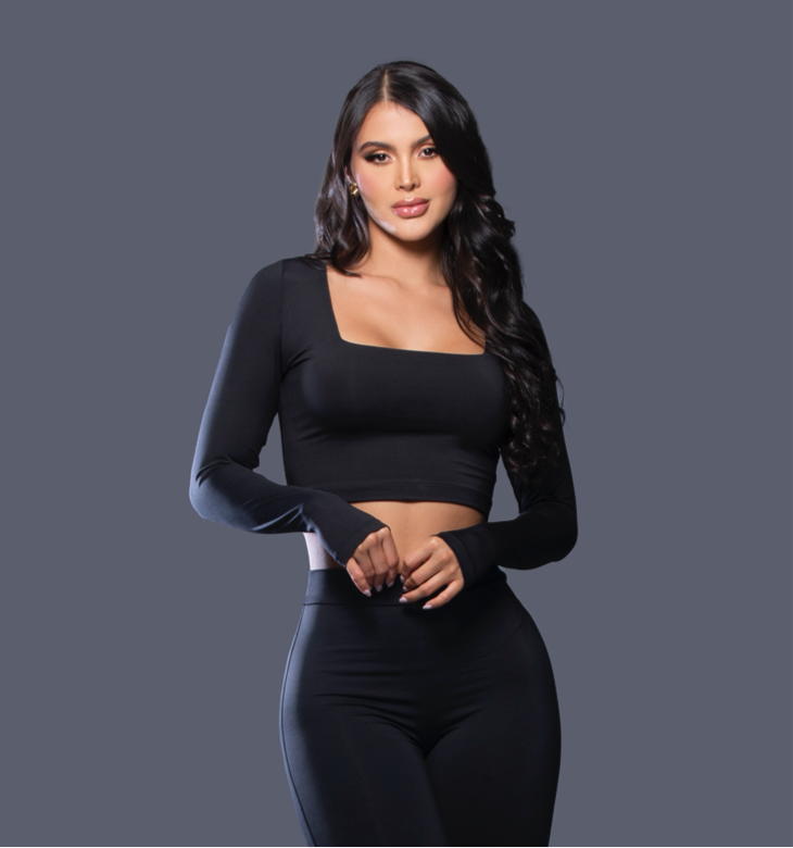 TOP ESCOTE CUADRADO