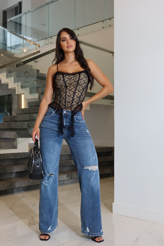 BLUSA BLONDA TIRAS