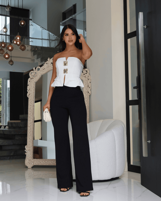 SET BLUSA BLANCA Y PANTALON